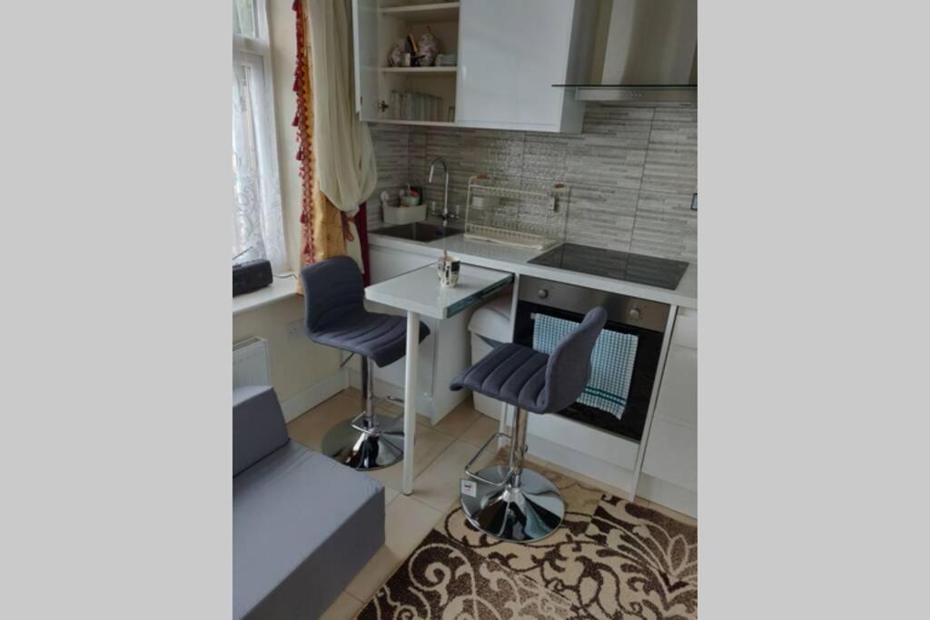 Luxury Apartment In Birmingham With Free Parking. Eksteriør billede