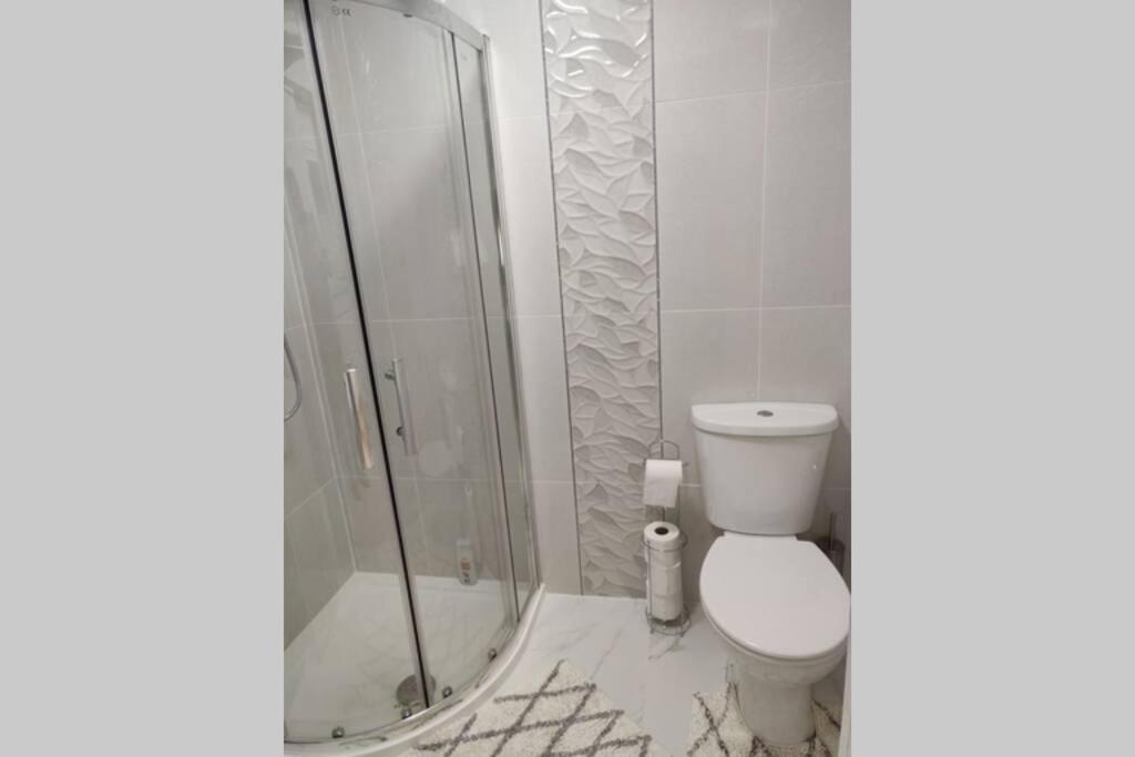 Luxury Apartment In Birmingham With Free Parking. Eksteriør billede